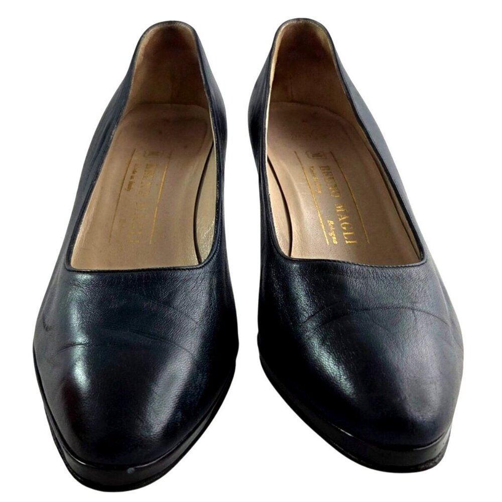 Bruno Magli Vintage Black Italian Leather Classic Slip On Dress Pump Women's 7.5